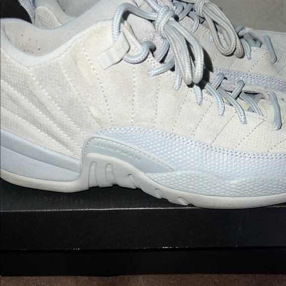 Men's White Sneakers - Picture 6 of 7